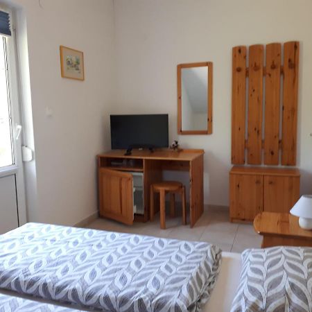 Borkuti Panzio Es Apartman บาลาตอนเซเมช ภายนอก รูปภาพ