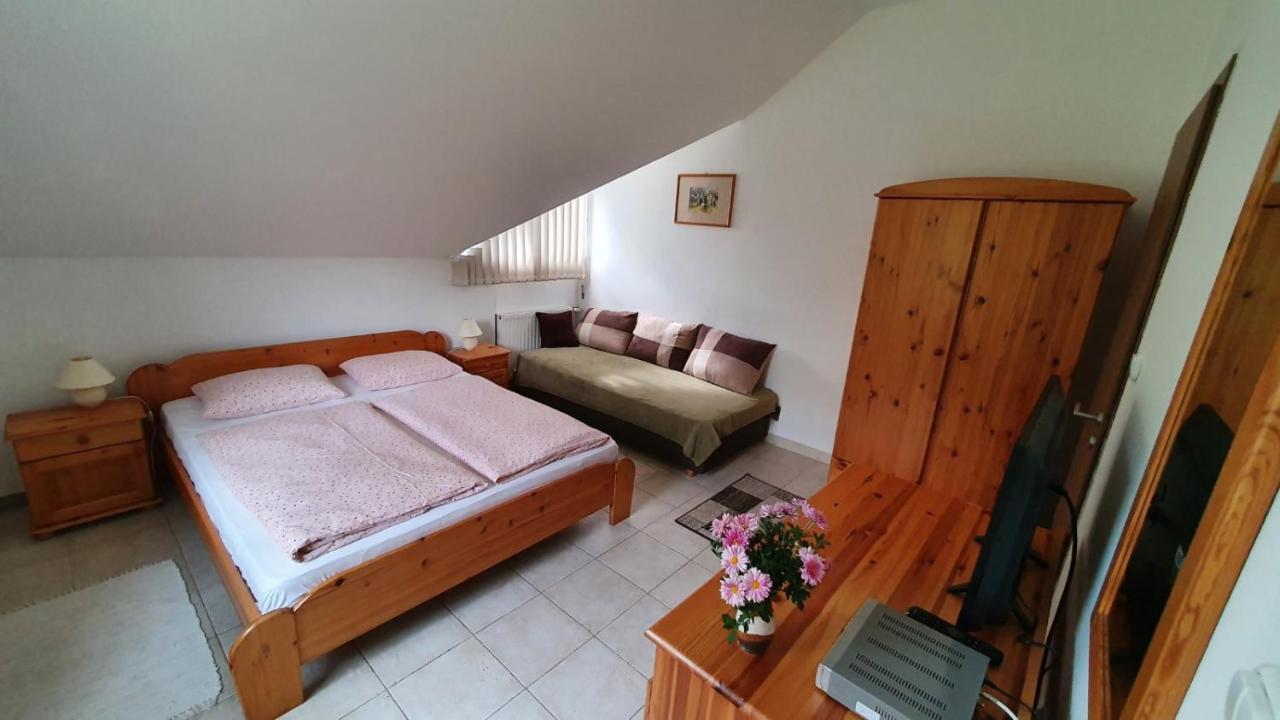 Borkuti Panzio Es Apartman บาลาตอนเซเมช ภายนอก รูปภาพ