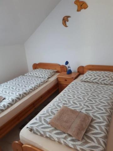 Borkuti Panzio Es Apartman บาลาตอนเซเมช ภายนอก รูปภาพ